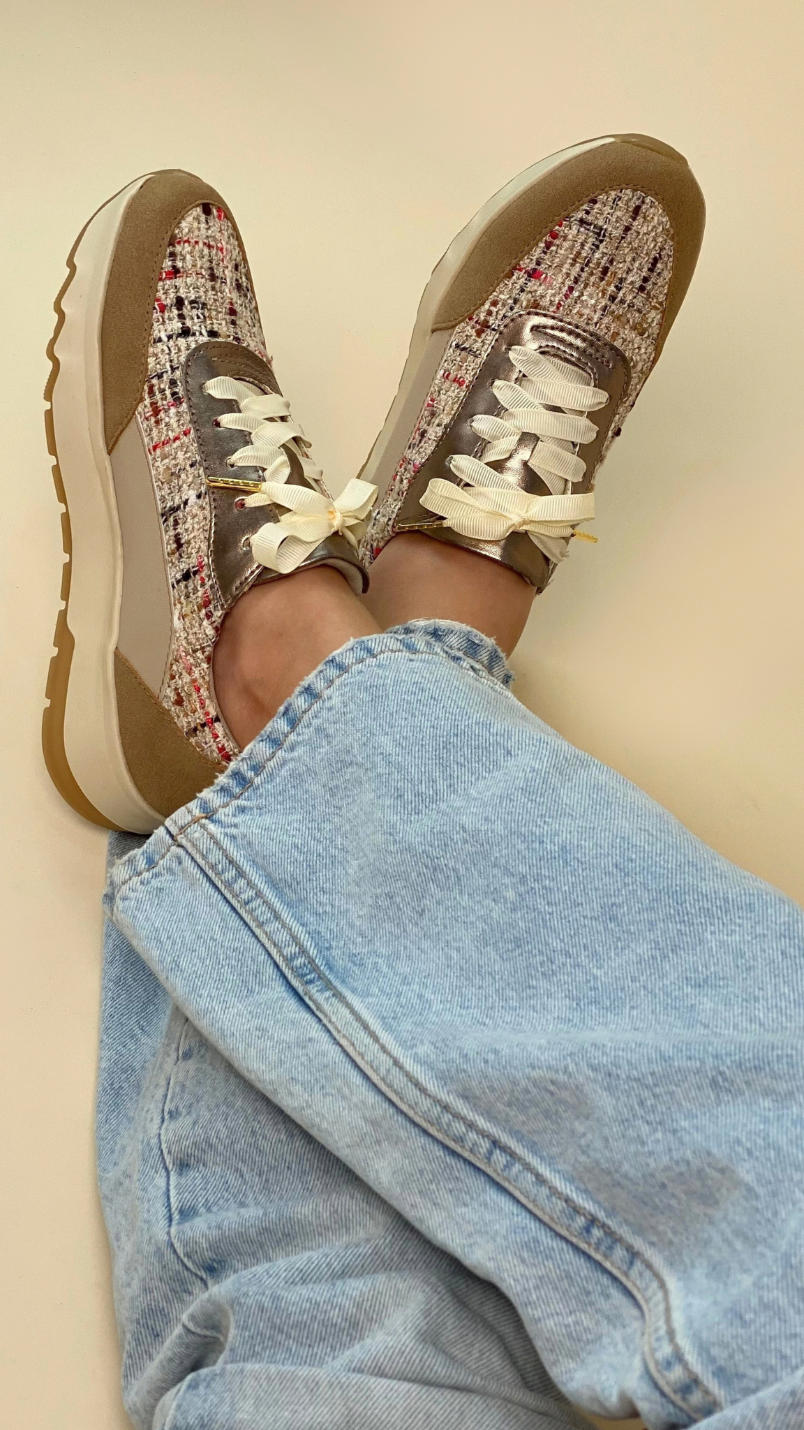 Tenis Urbanos Beige