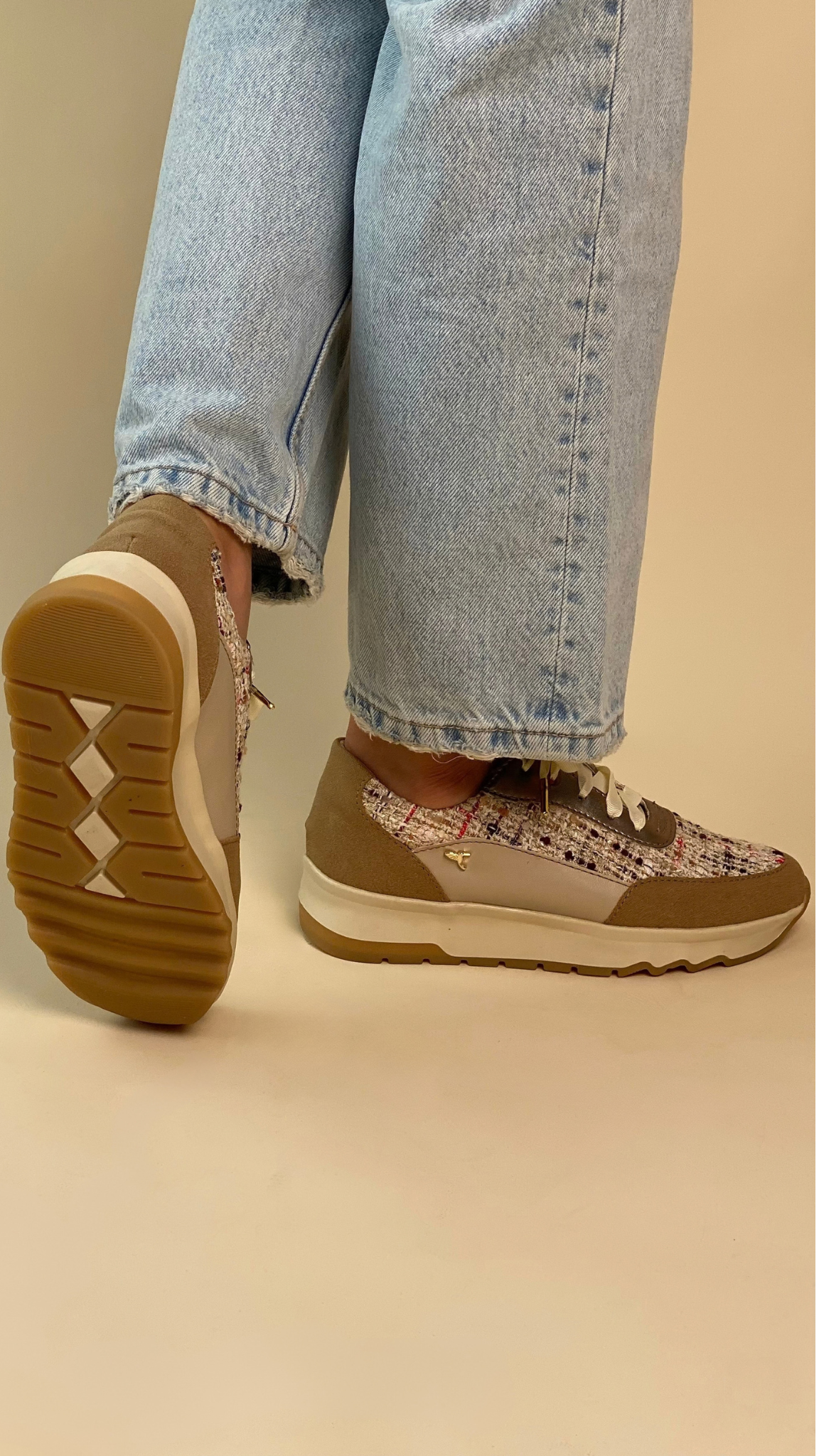 Tenis Urbanos Beige