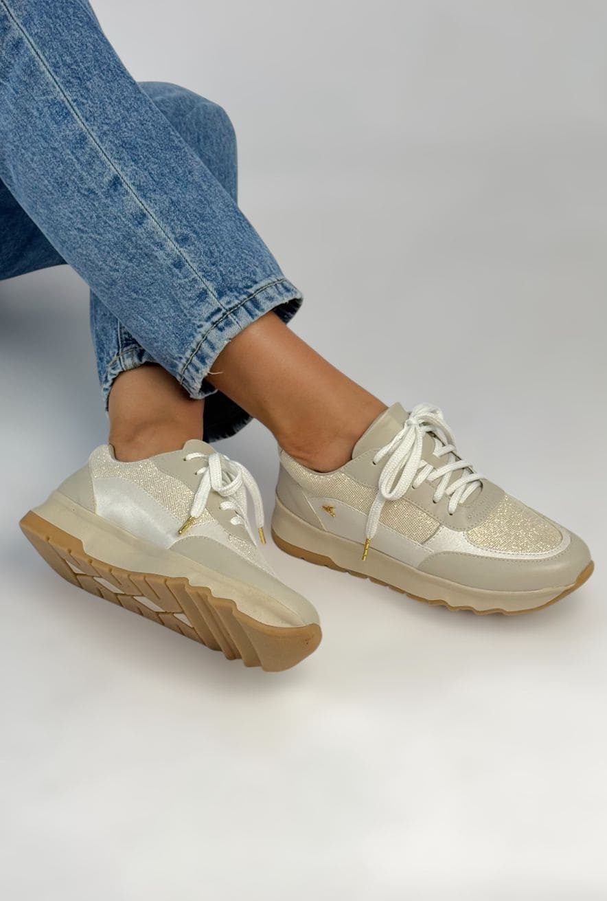 Pearl Casual Sneakers