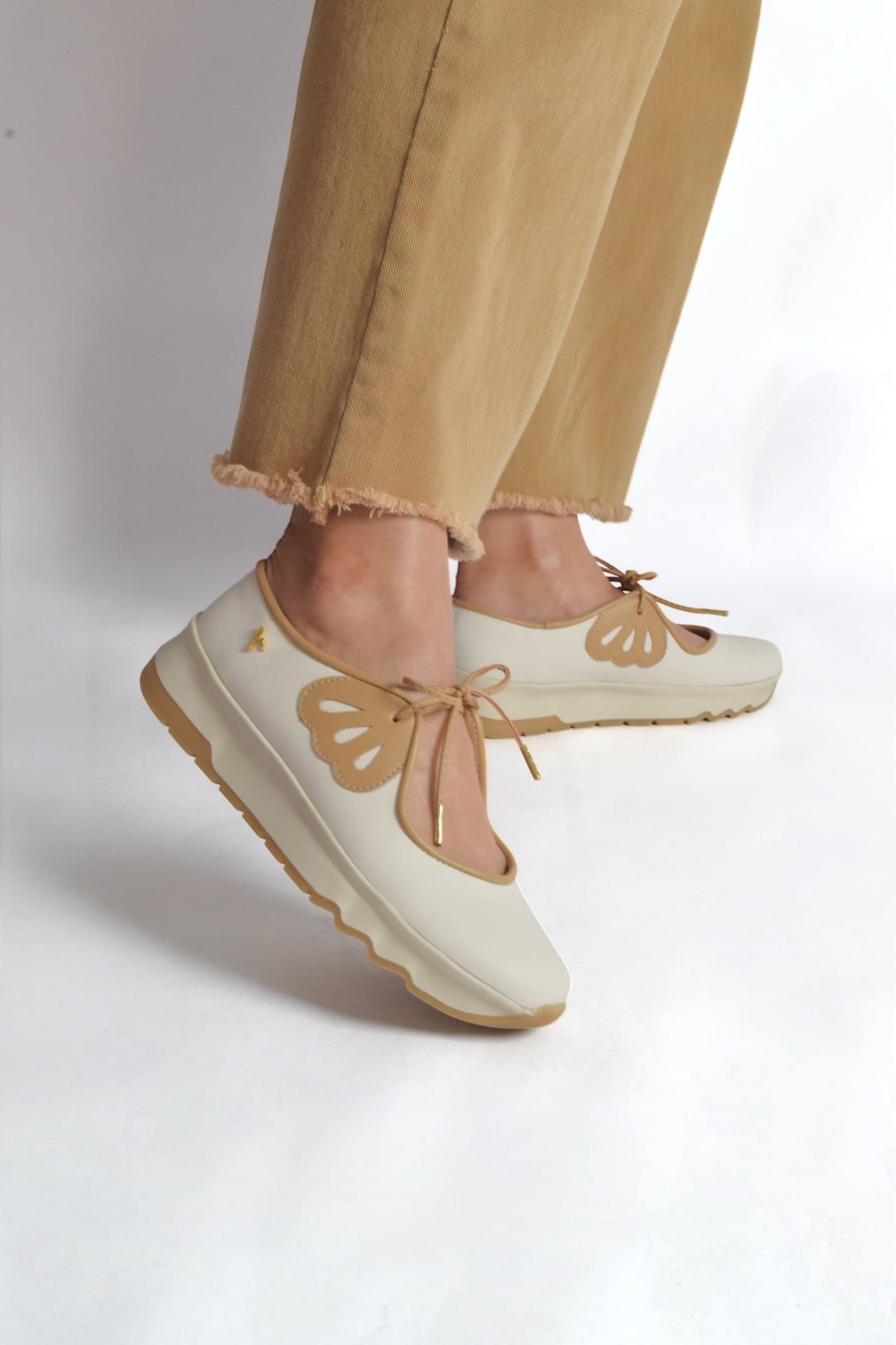 Tenis Mariposa Late