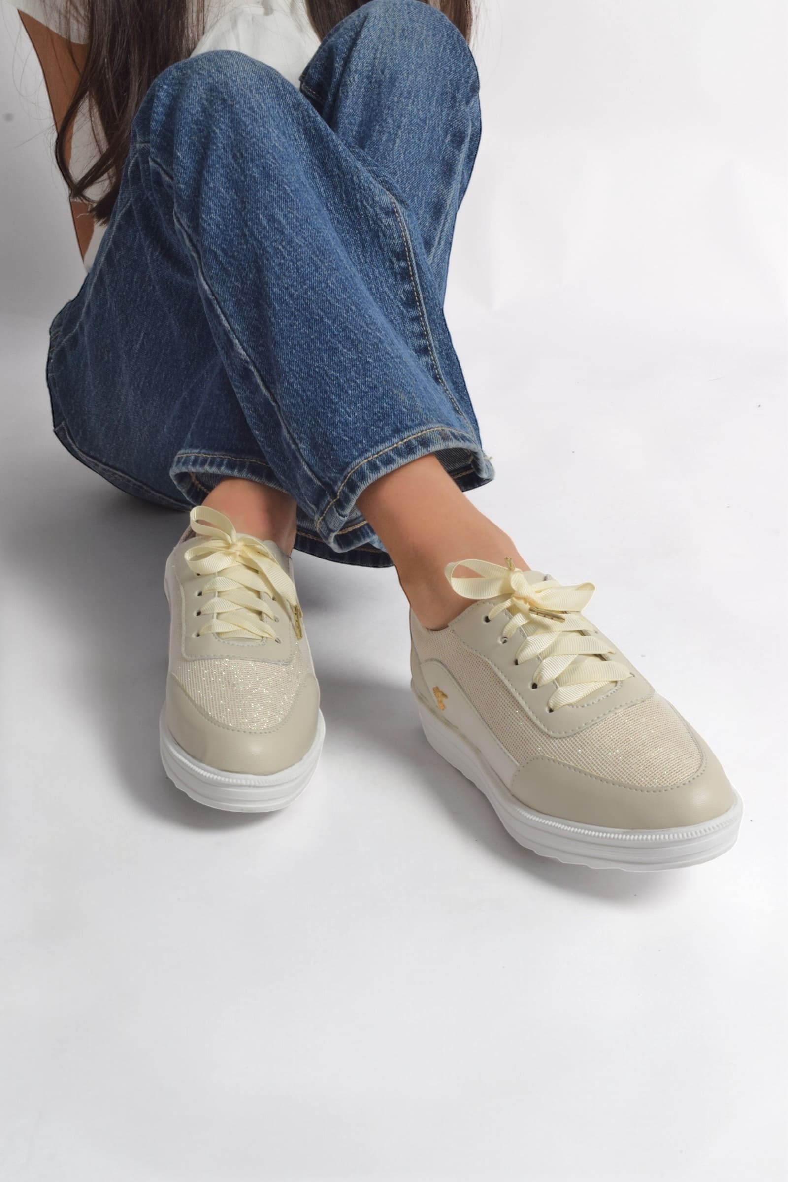 Girl's Pearl Tennis Shoes