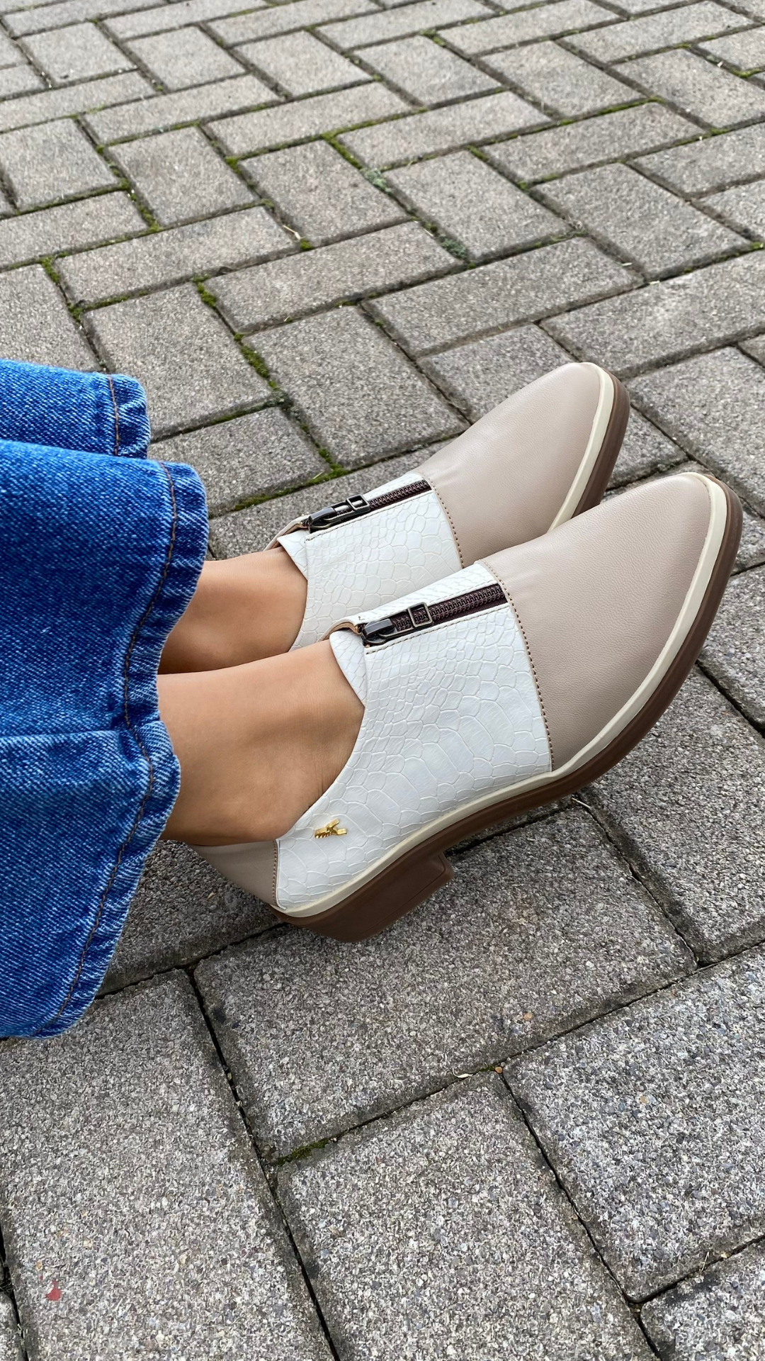 Oyster Oxford with Zipper