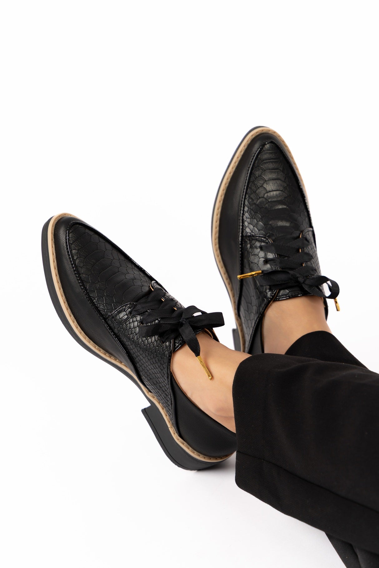 Derby Bicolor Negro