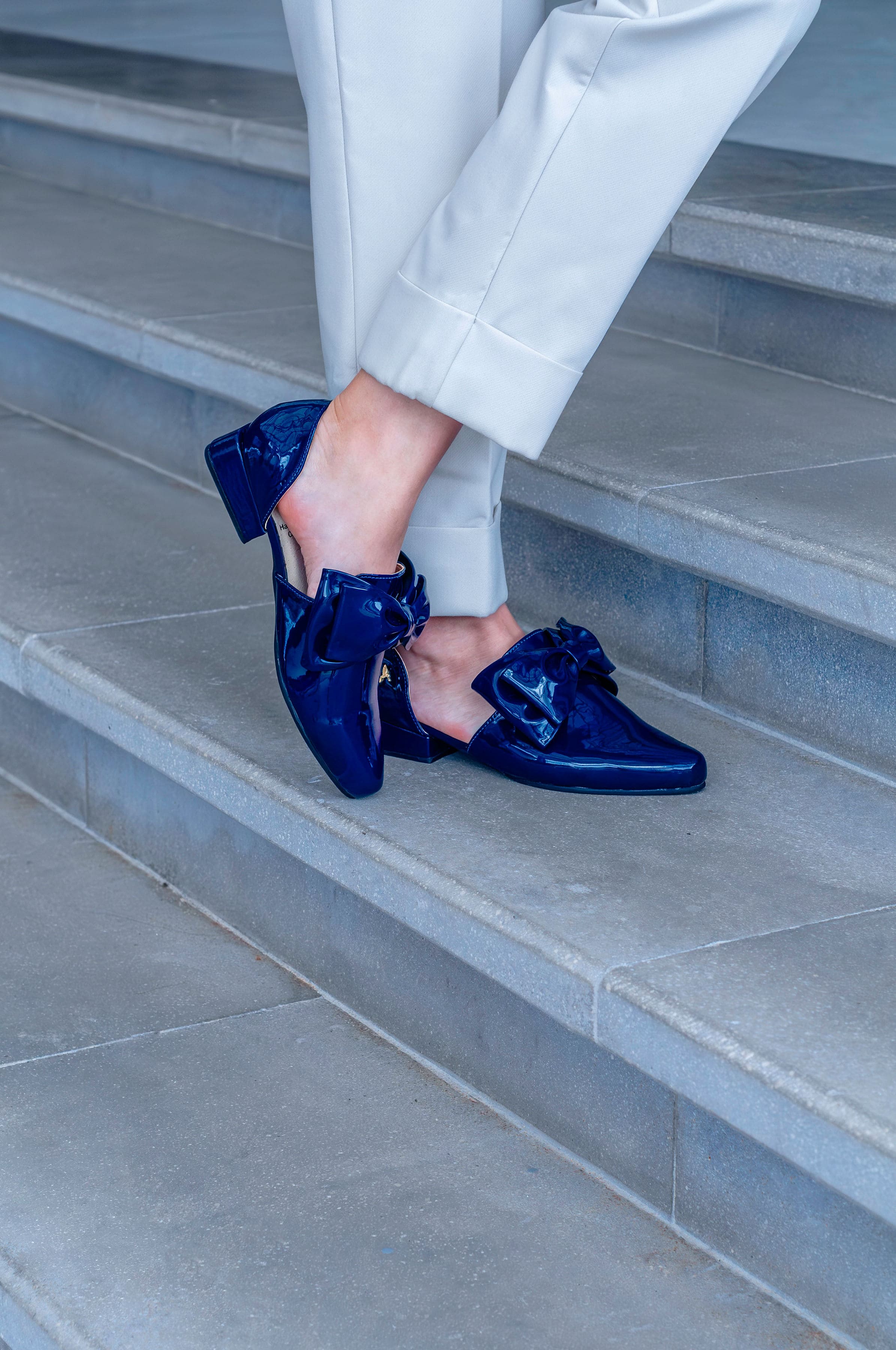 Mocasines para mujer hechos en Costa Rica. Diseño cómodo, elegante y versátil para uso diario con envío nacional e internacional.