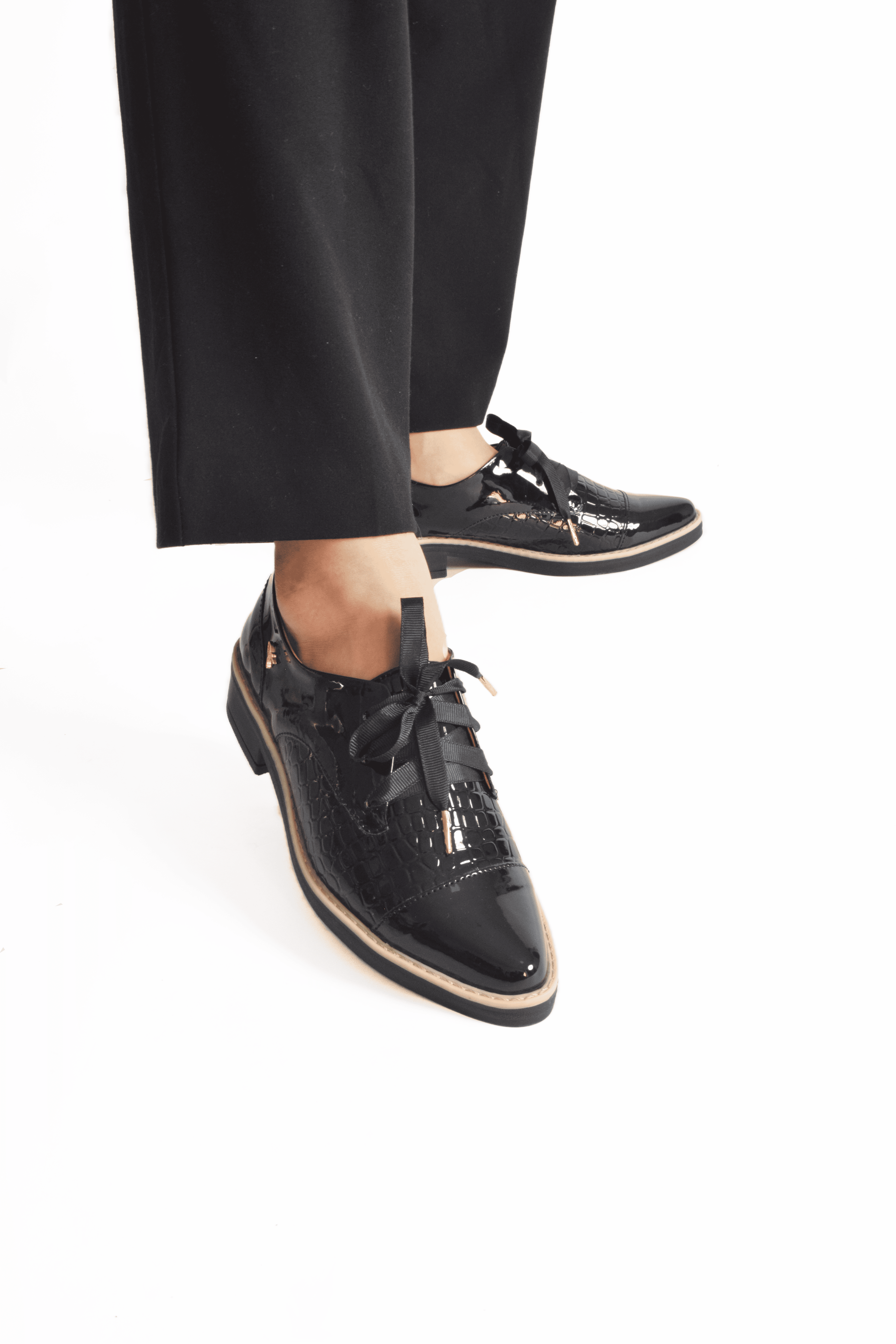 Derby Cap Toe Lagarto Negro