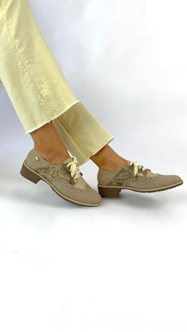 Derby Wingtip Punta Redonda Curri Crudo