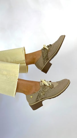 Derby Wingtip Punta Redonda Curri Crudo