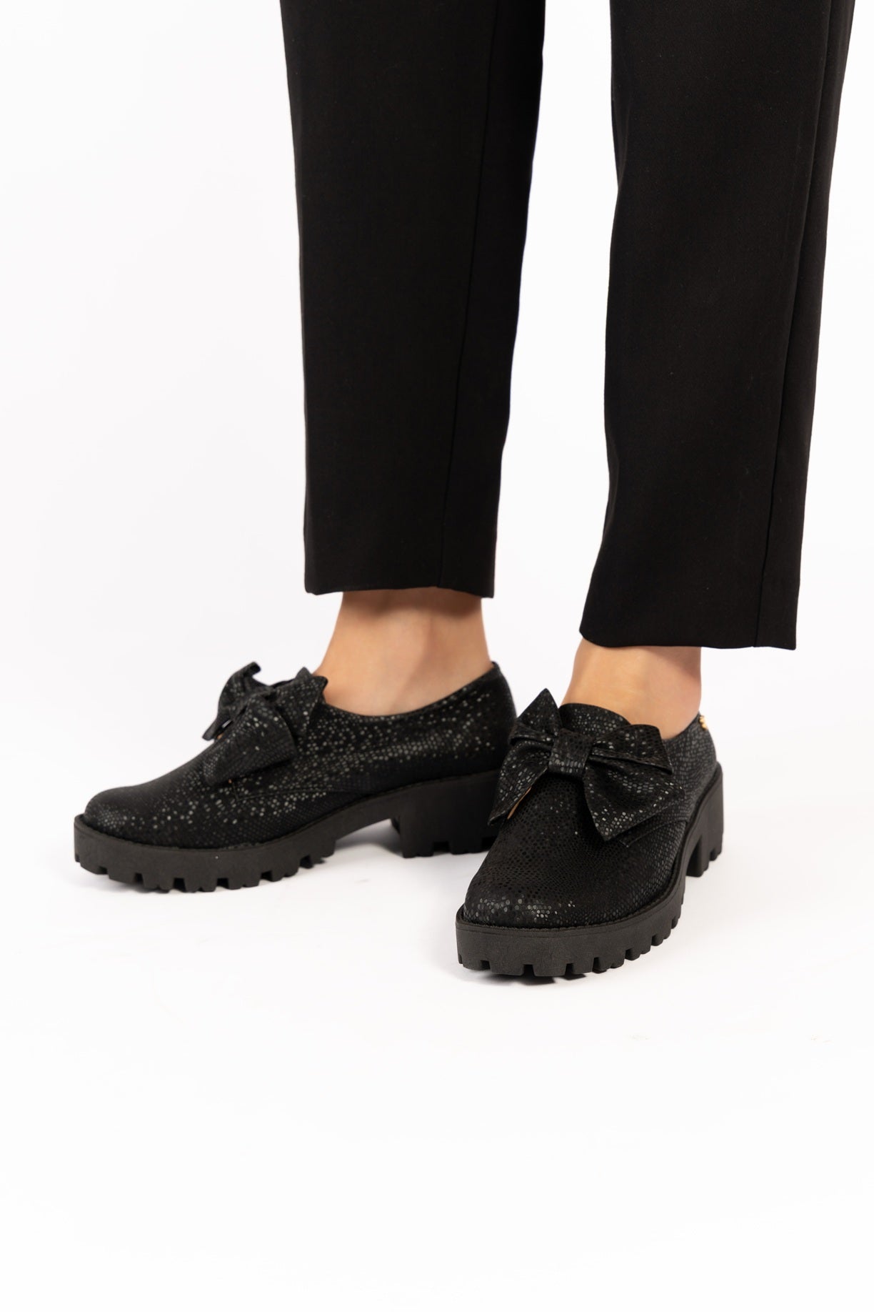 Mocasín Con Lazo Mistic Negro