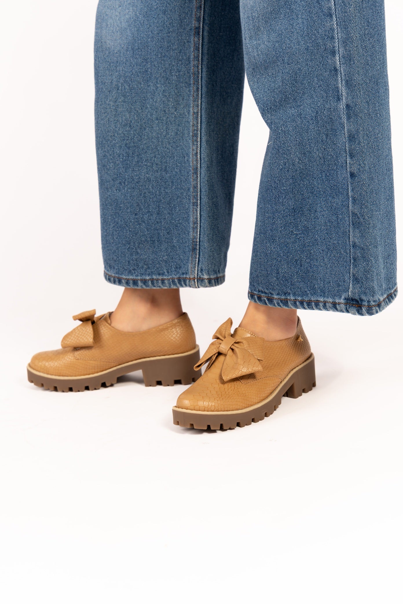 Mocasín con Lazo Piton Camel