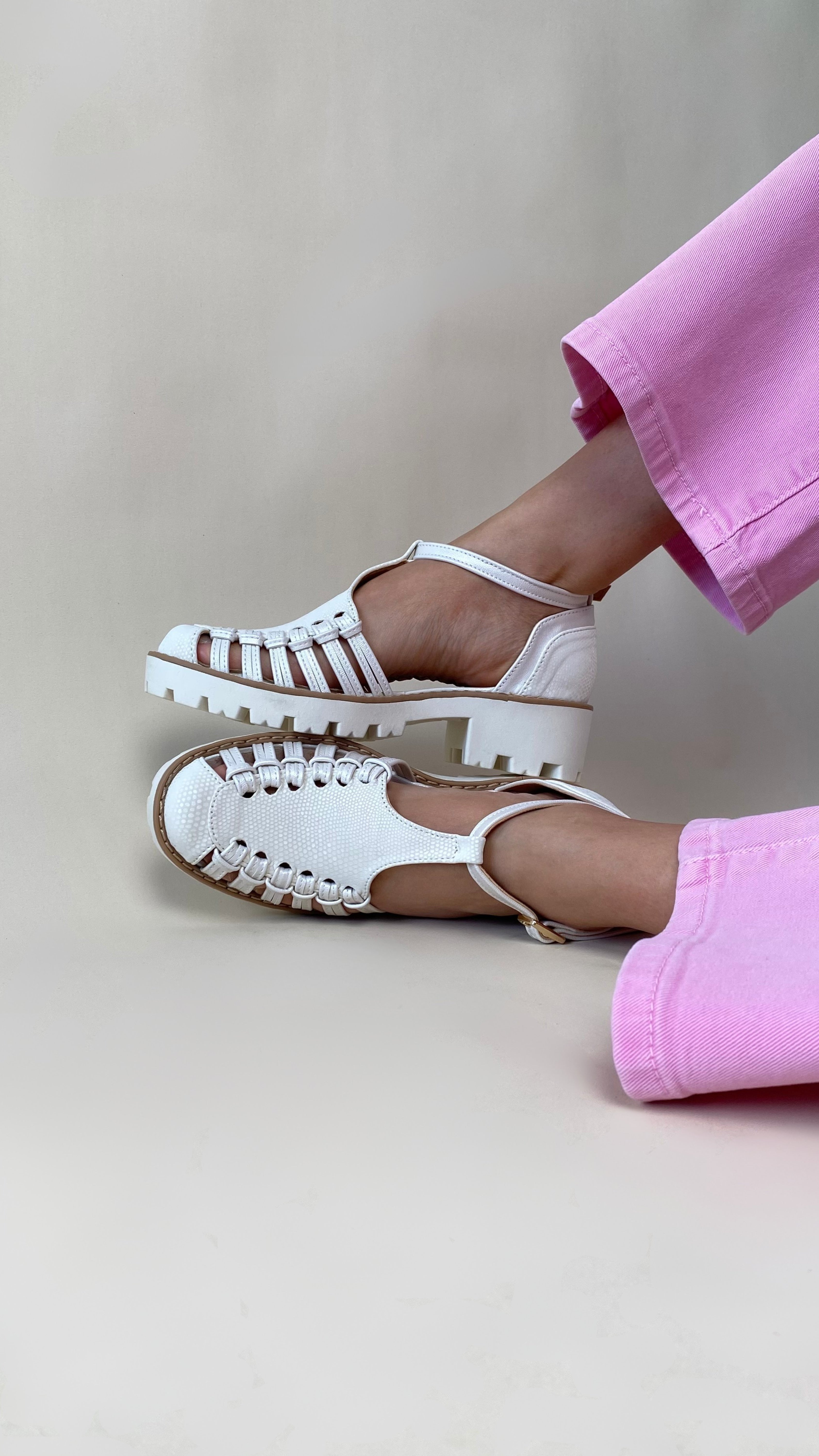 Sandalia Estilo Fisherman Mistic Late
