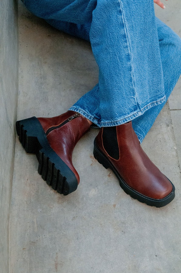 Botin Chelsea Punta Cuadrada Sheep Cogñac