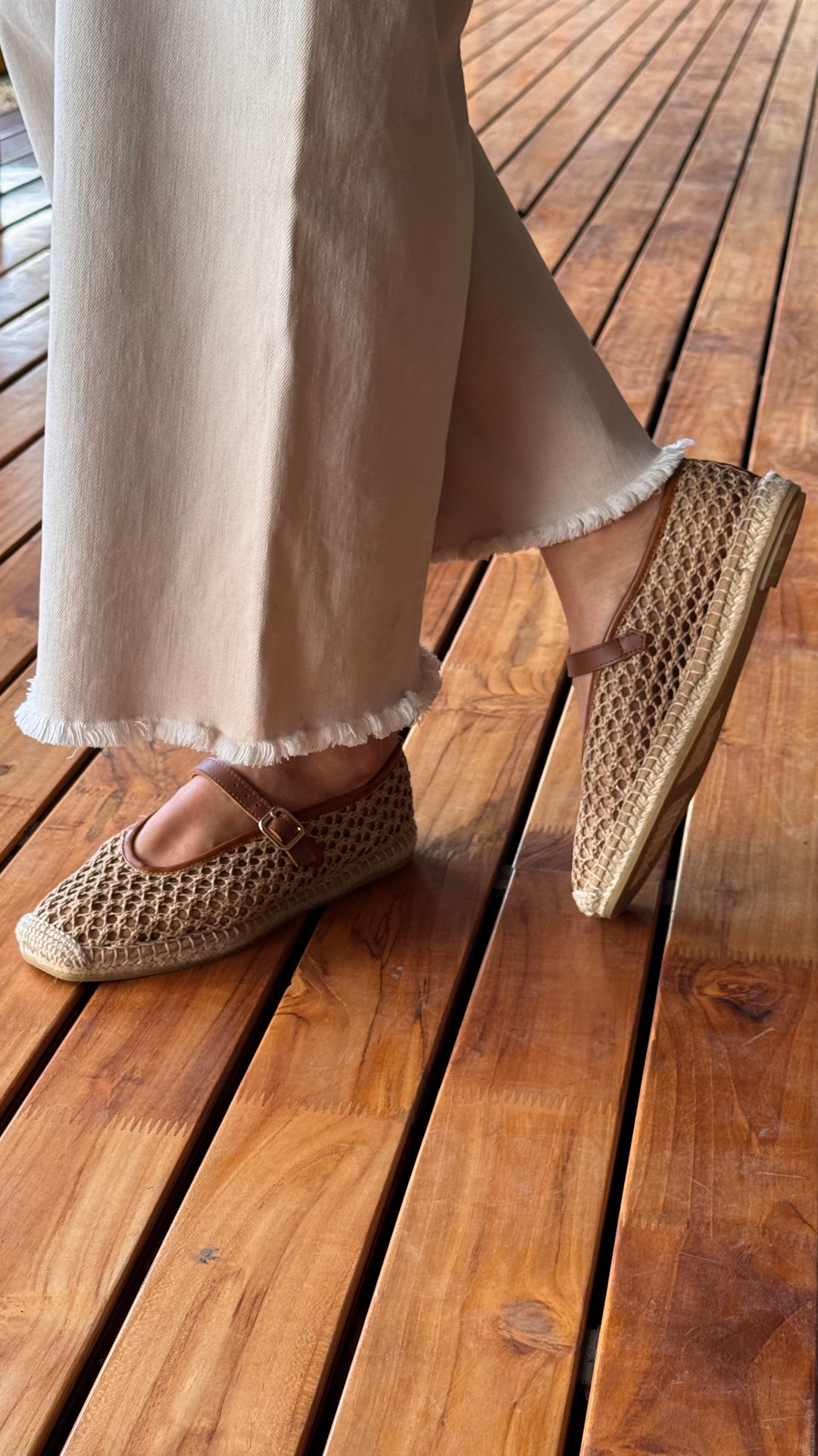 Timeless Camel Flat