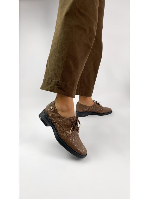 Derby Punta Cuadrada Lazo de Cinta Mustang