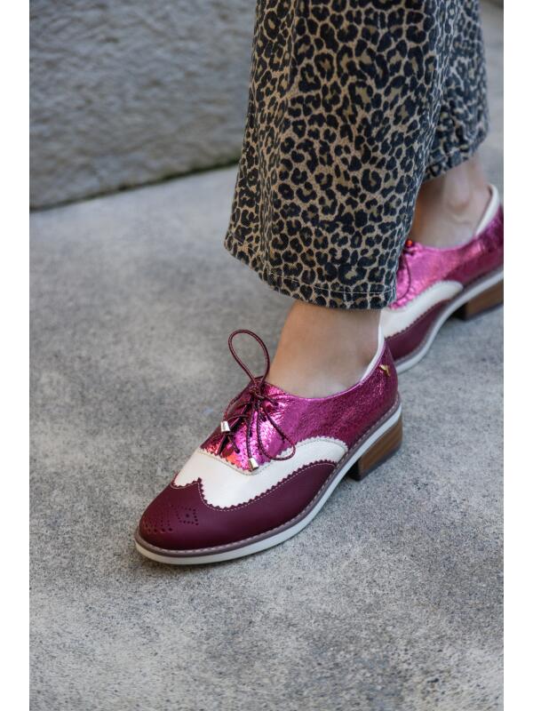 Oxford Clasico Contemporaneo Rojo Carmin