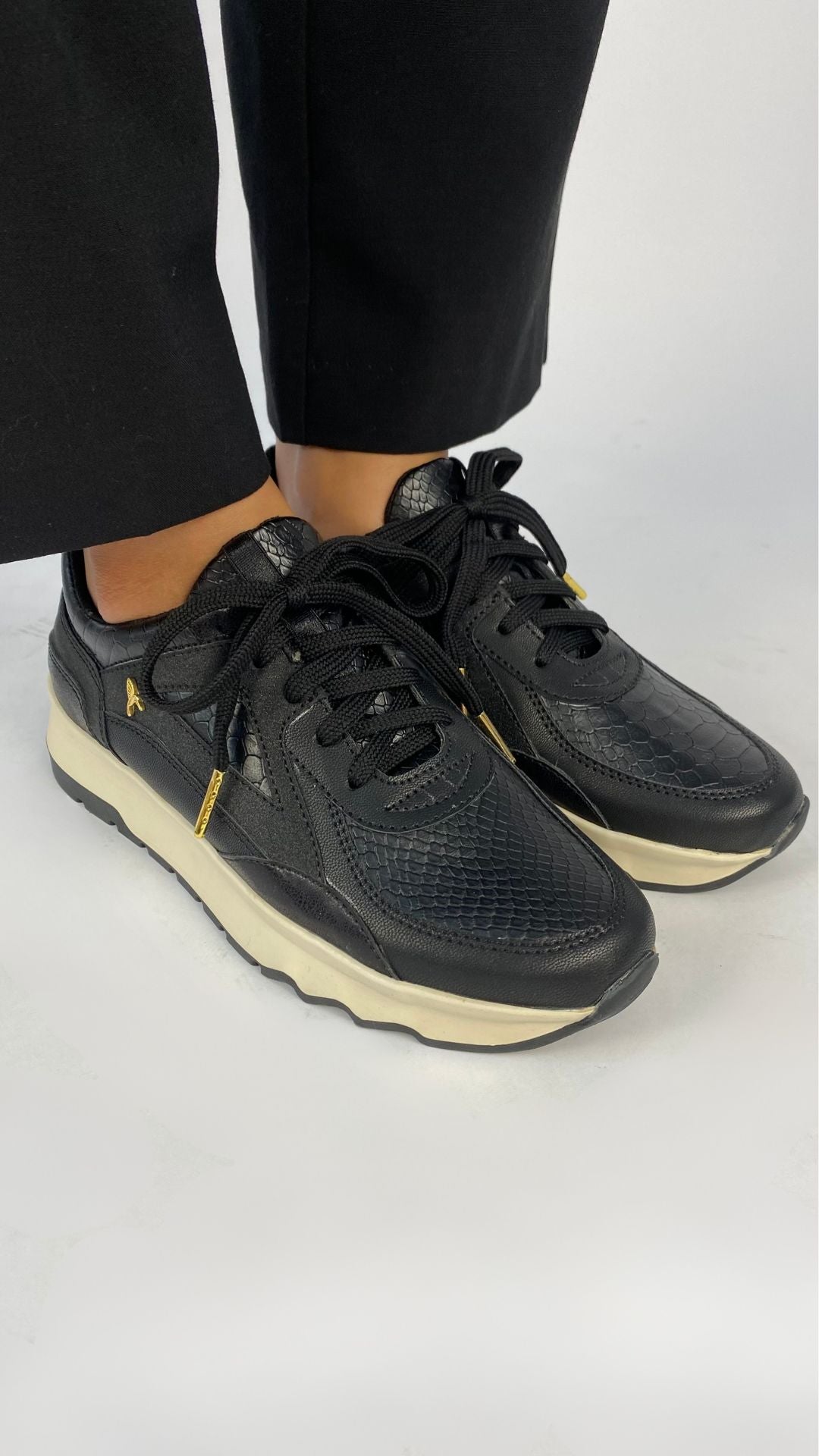 Metallic Nappa Essential Urban Sneakers Mercurio