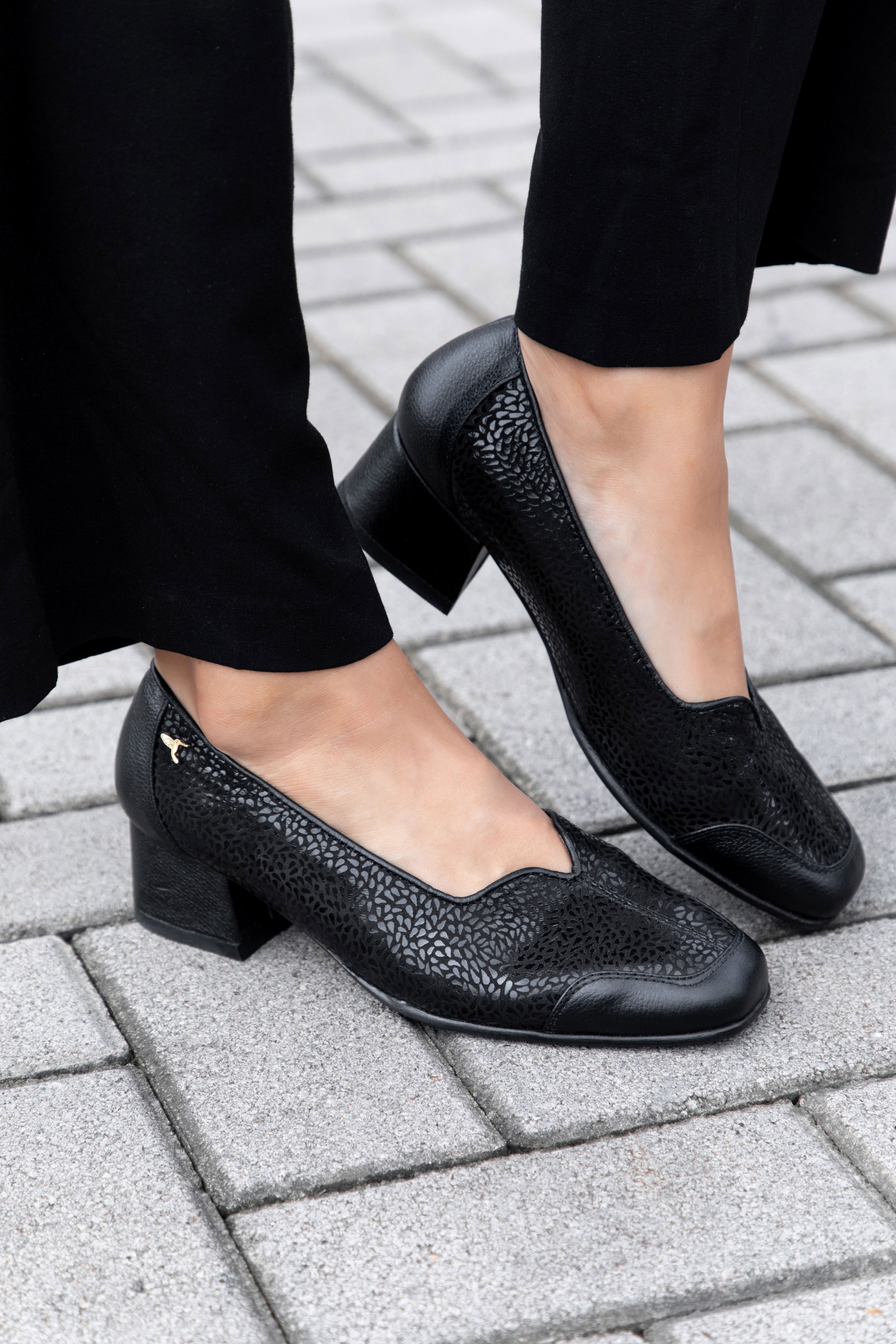 Mocasín Formal Negro