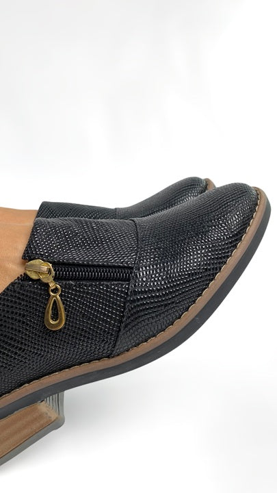 Black Zipper Loafer