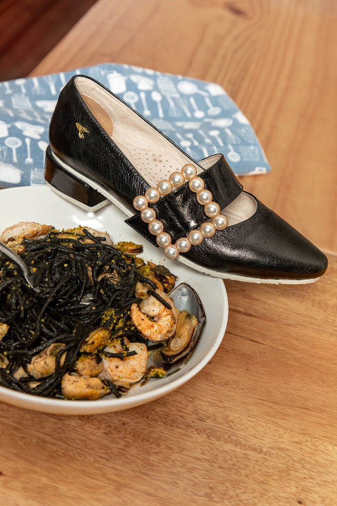 Mary Jane Hebilla de Perlas Negro-Liso