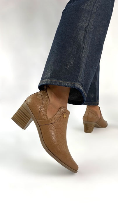 Botin Cut Out Miel