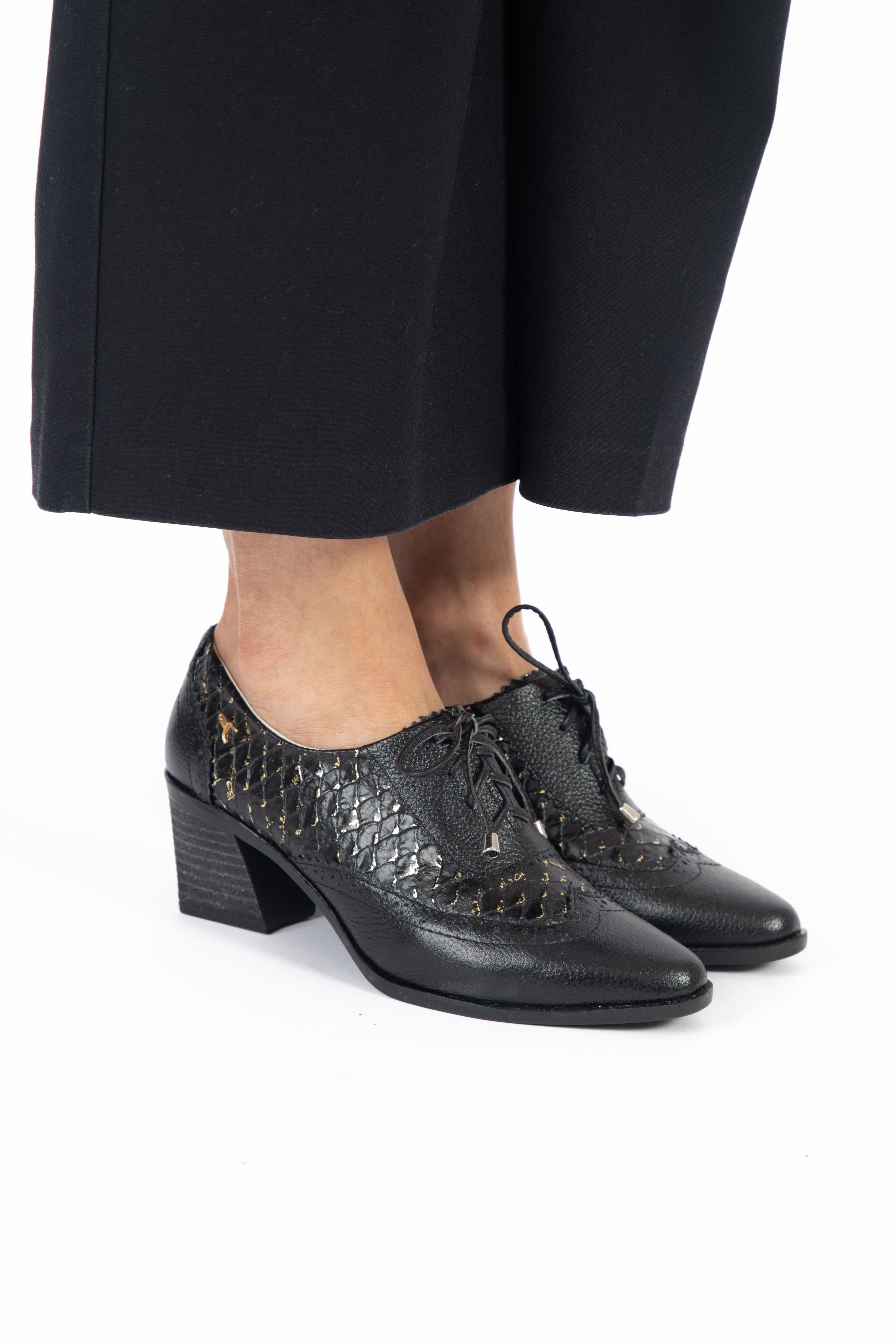 Oxford de Tacon Negro