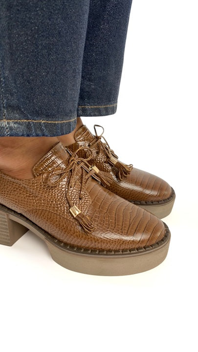 Derby con Plataforma Miel