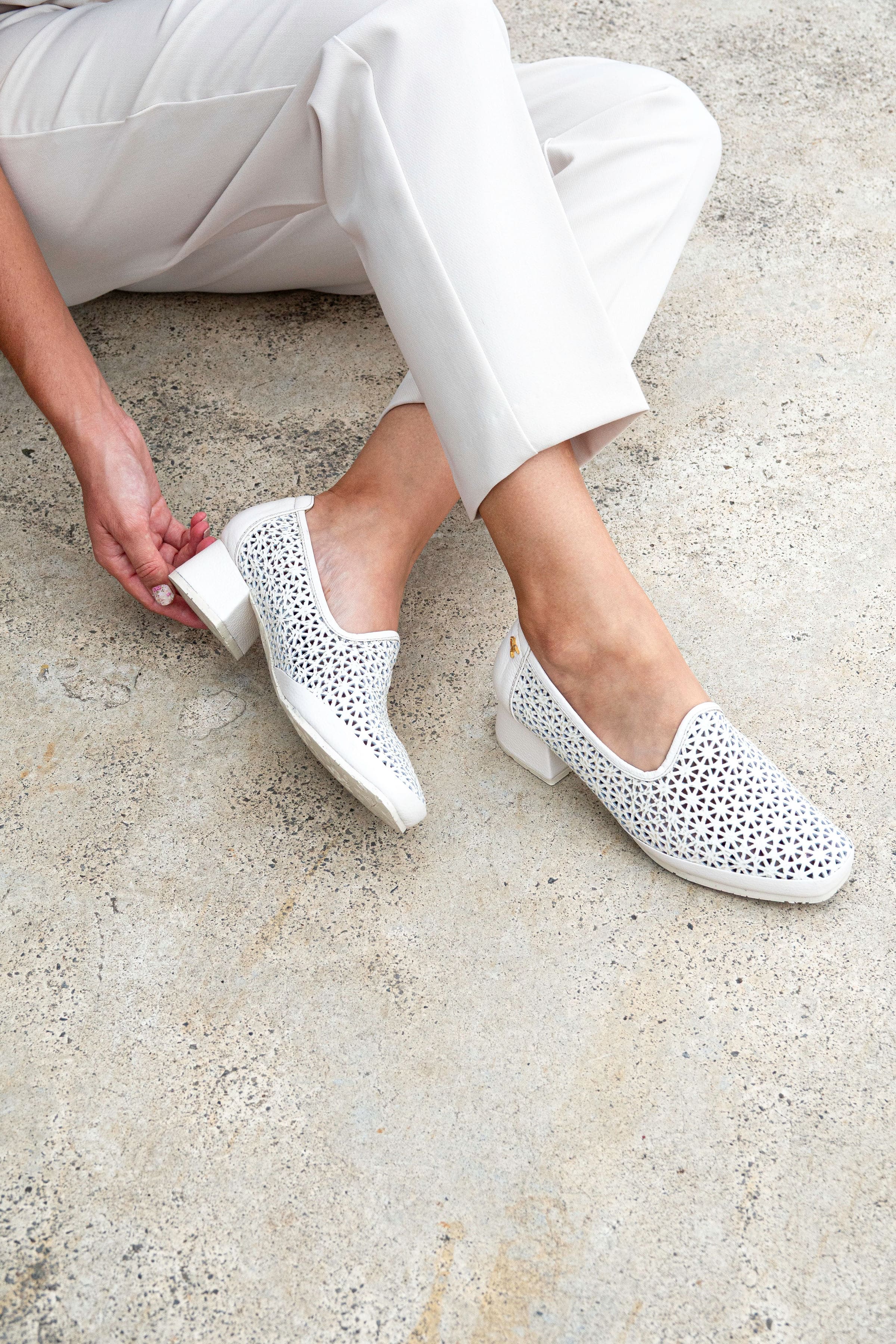 Slip-On Clasico con Tacon Blanco Ostra