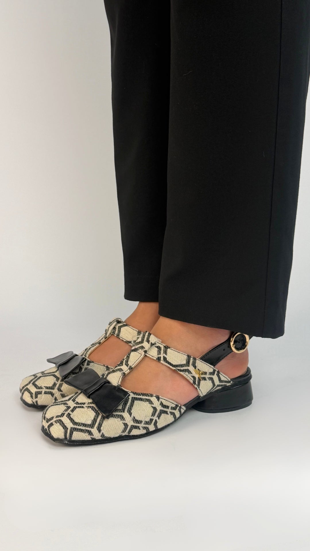 Slingback negro