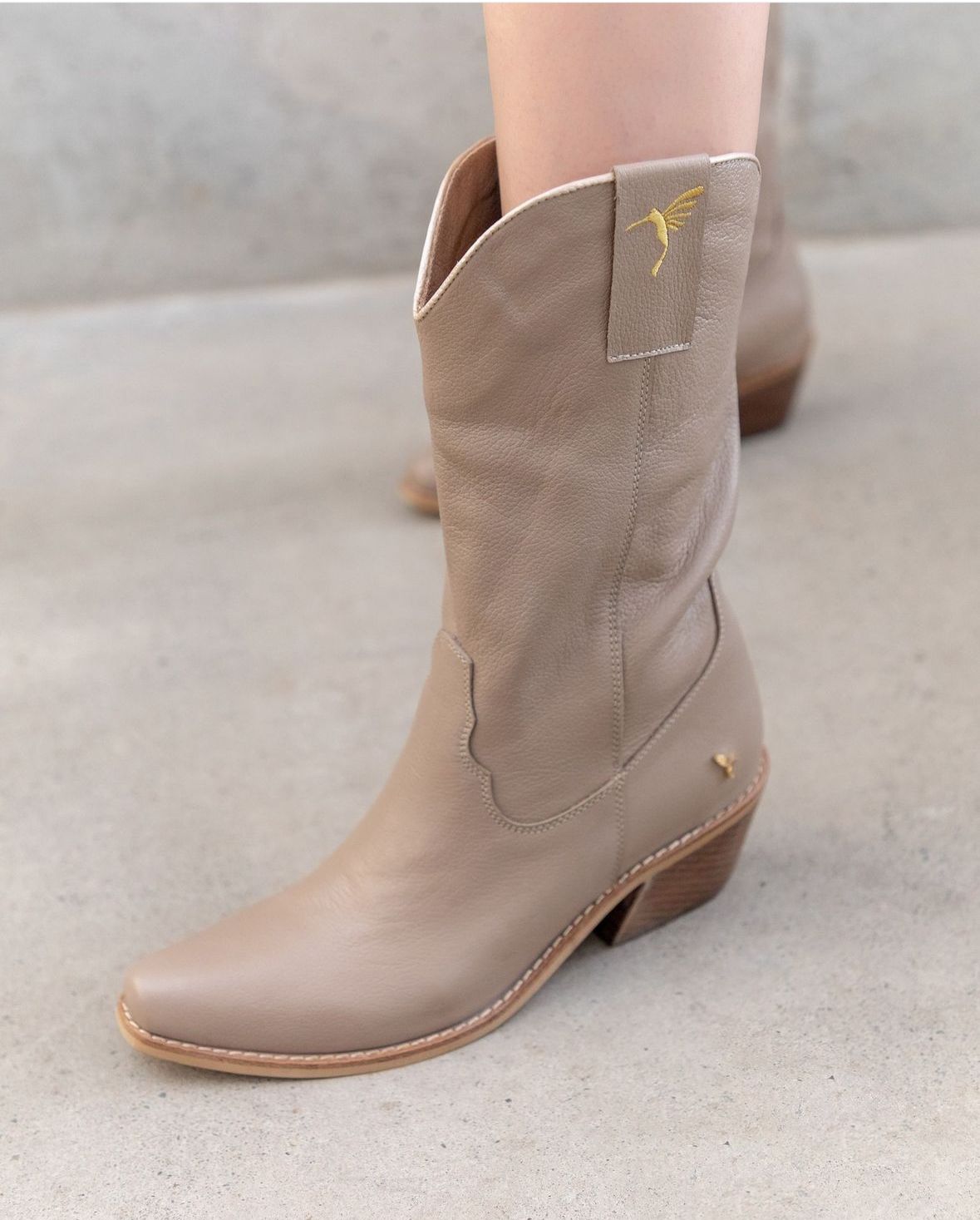 Cowboy Boot Taupe