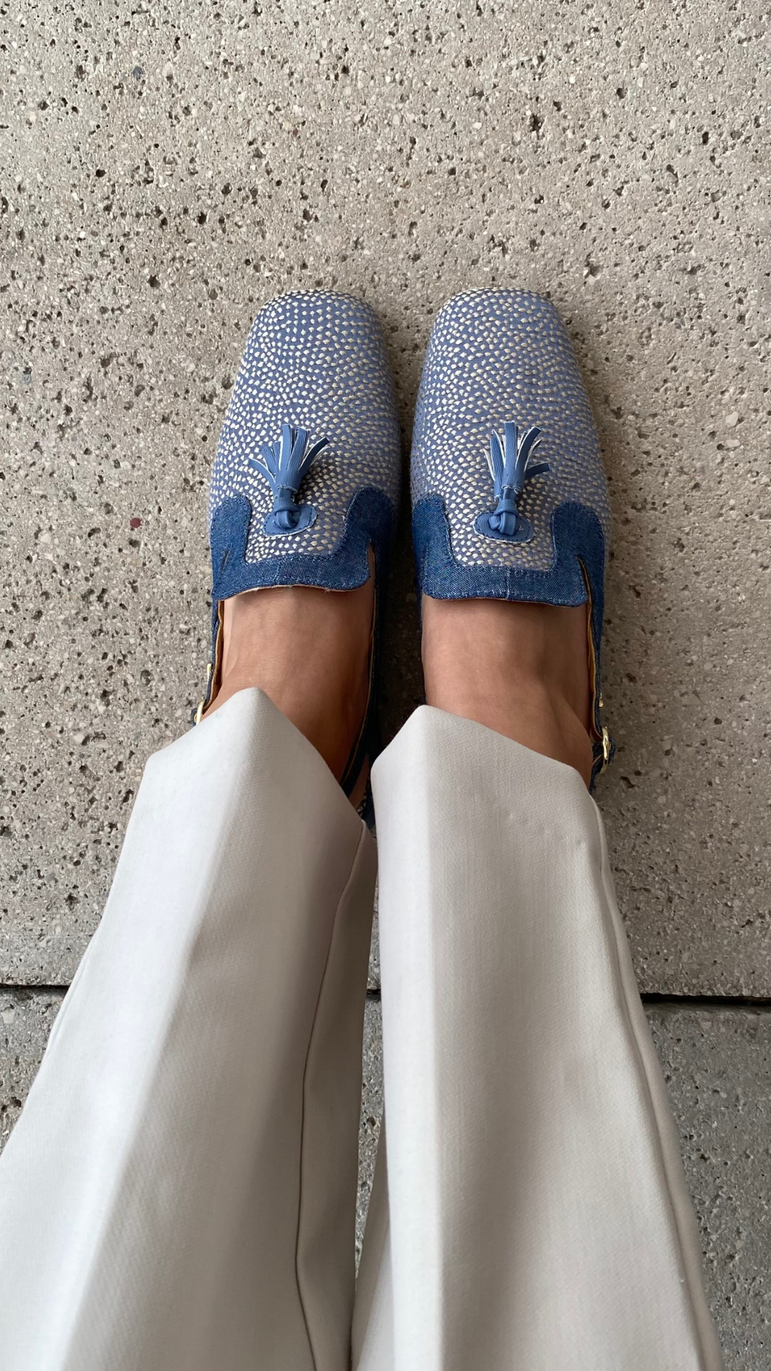 Mocasines para mujer hechos en Costa Rica. Diseño cómodo, elegante y versátil para uso diario con envío nacional e internacional.