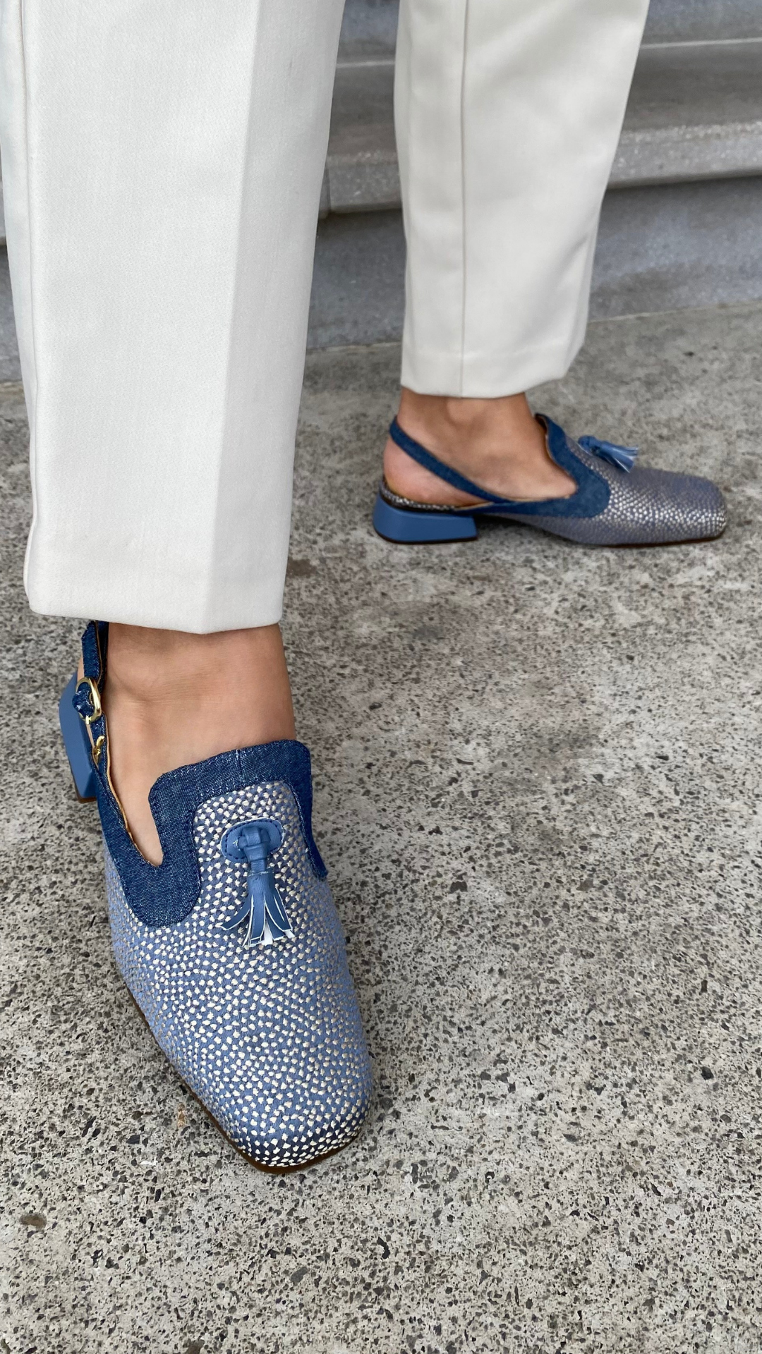 Mocasín con PomponesDenim