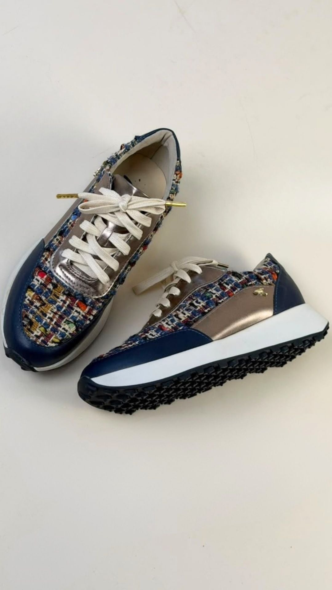 Cream Urban Sneakers