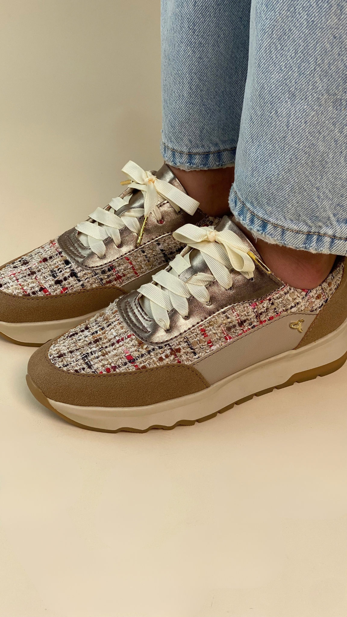 Tenis Urbanos Beige