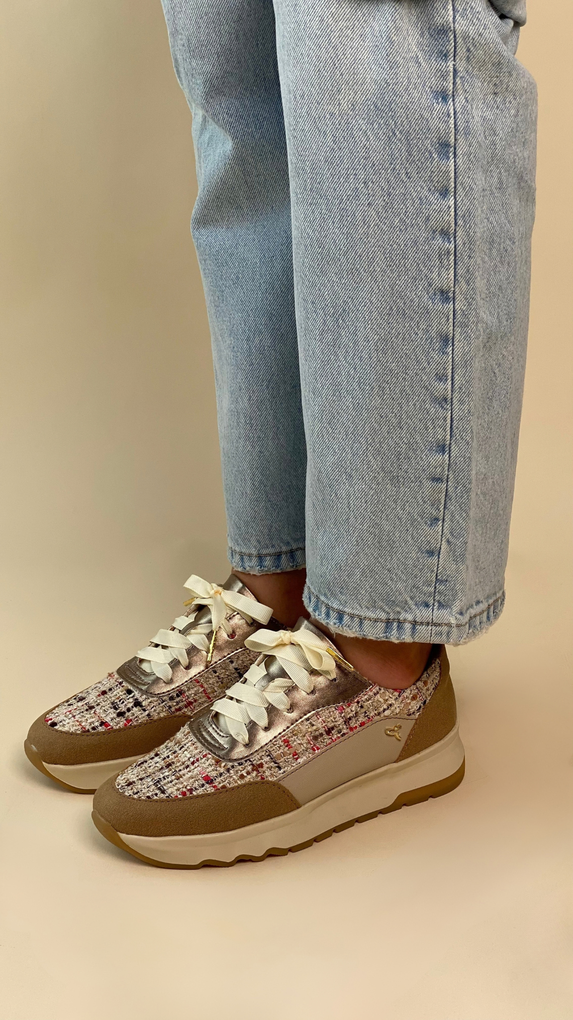 Tenis Urbanos Beige
