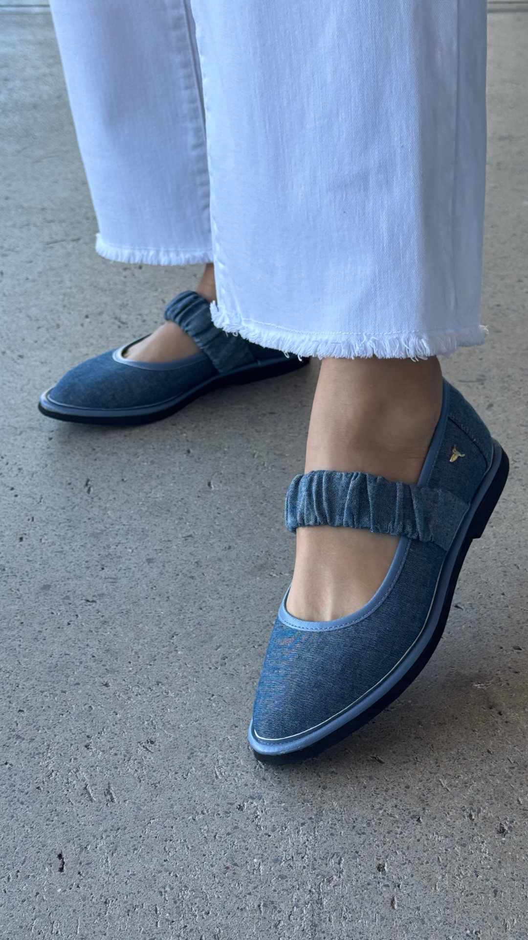 Tacones para mujer diseñados en Costa Rica por Yahonis Chaves. Elegancia, comodidad y diseño exclusivo con envío nacional e internacional.