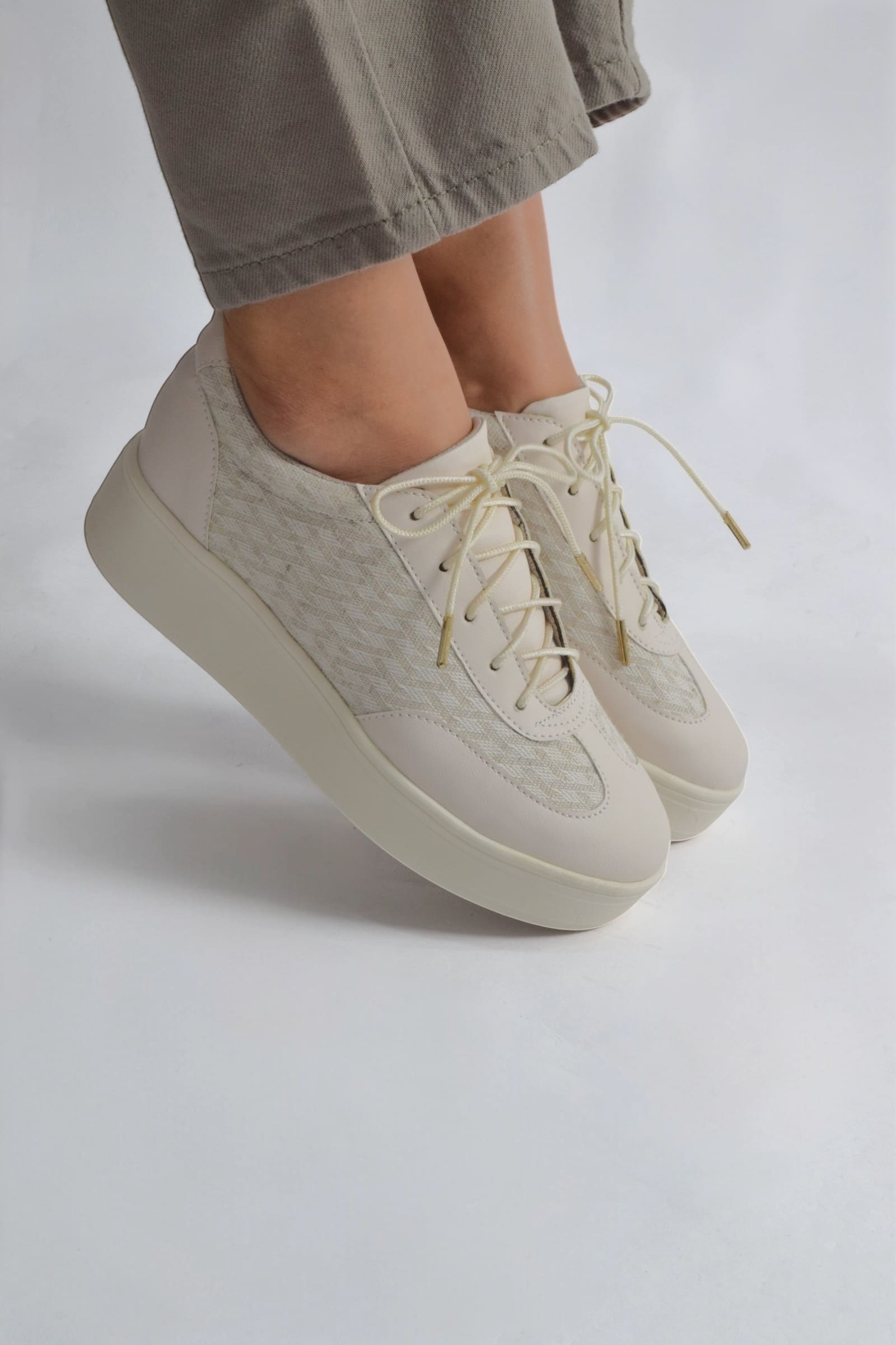 Tenis Urbanos con Plataforma Late