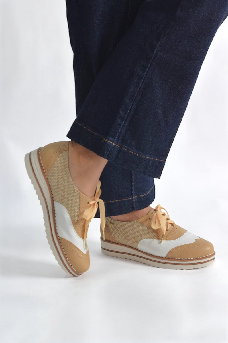 Oxford Sport Goat Camel