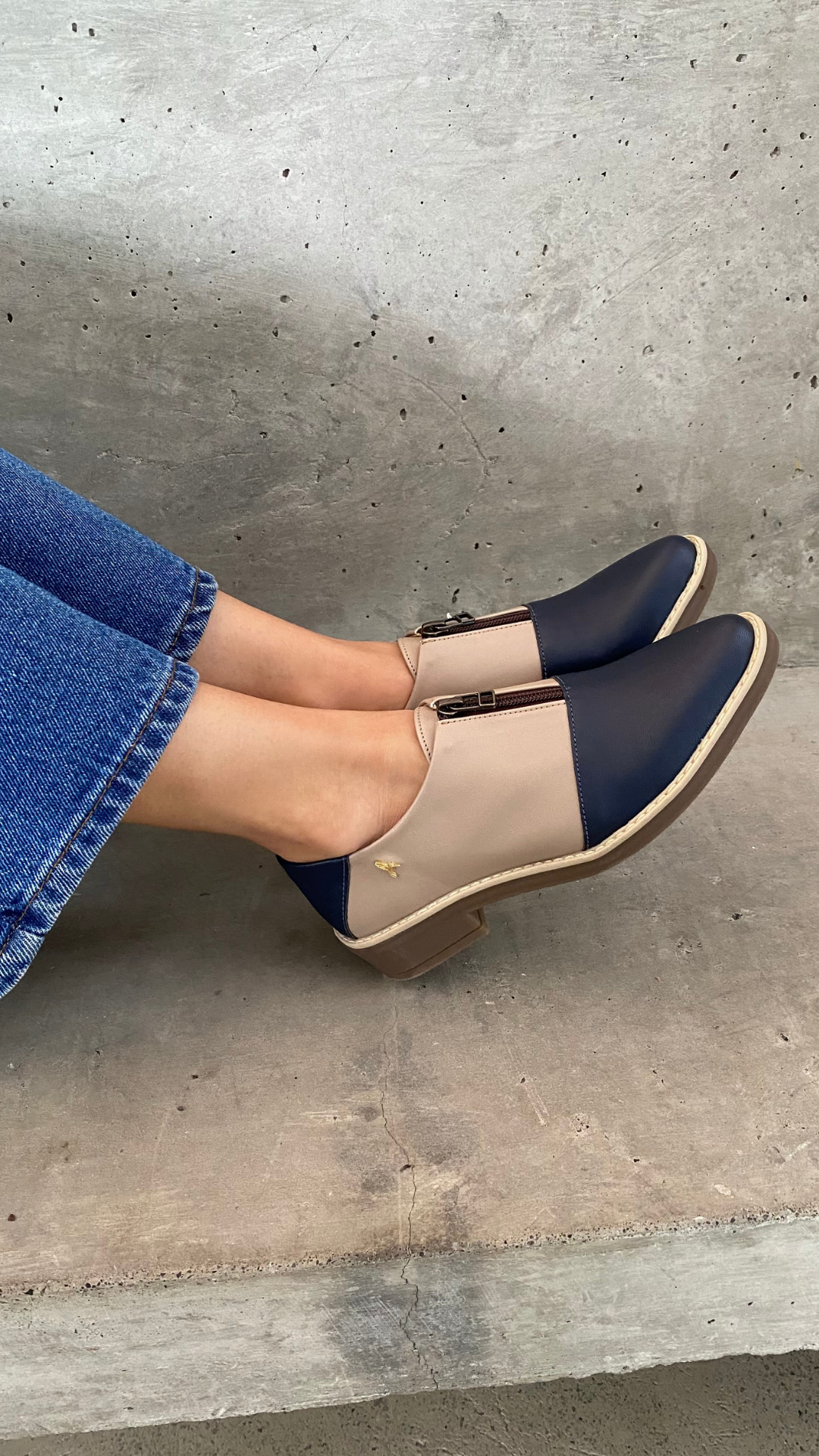 Blue Zippered Oxford
