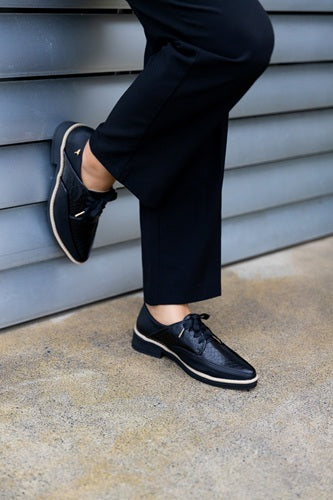 Derby Bicolor Negro