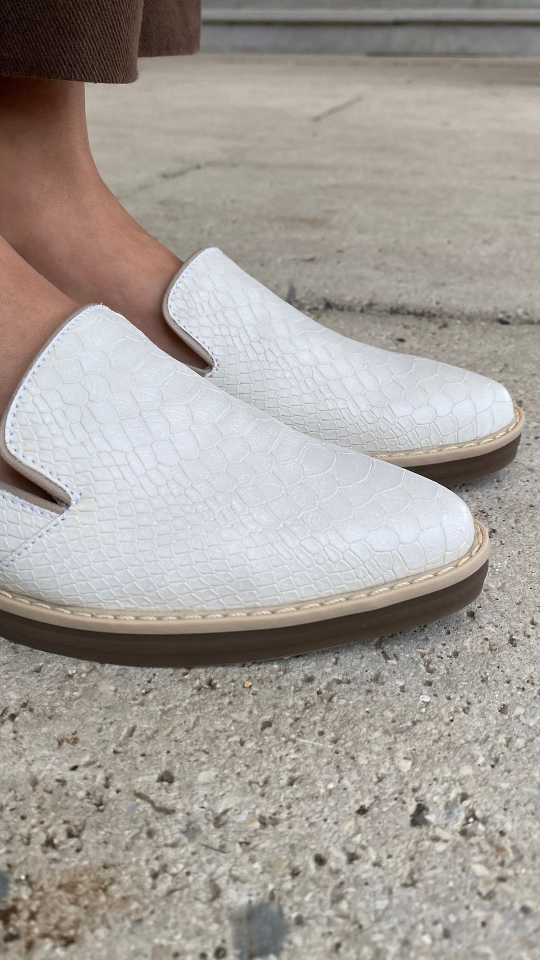 Mocasín Tipo SlipperPiton Crema