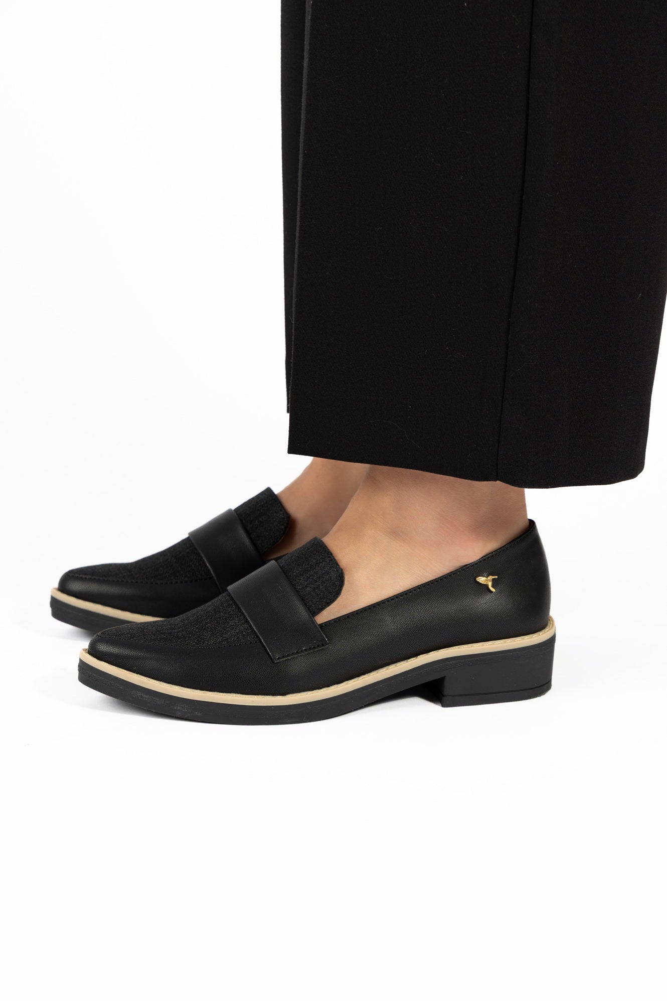 Mocasín Antifaz ClásicoNeil Negro