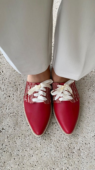 Red Cut-Out Derby