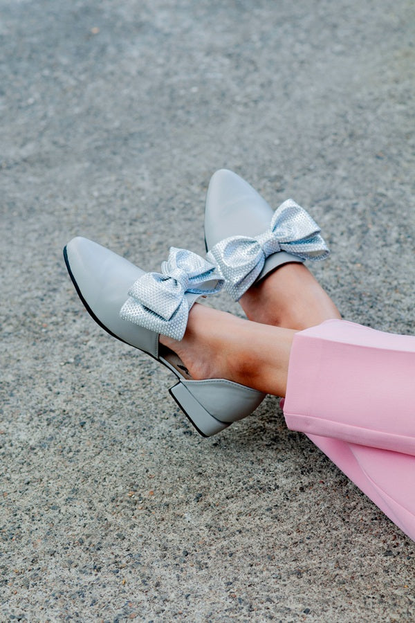 Mocasín Lazo con Detalles Cut-Out Cemento