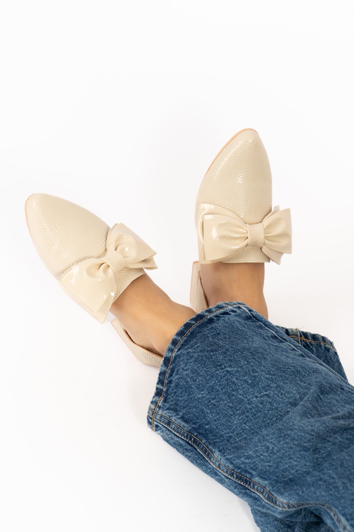 Mocasines para mujer hechos en Costa Rica. Diseño cómodo, elegante y versátil para uso diario con envío nacional e internacional.