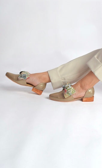 Mocasín Lazo con Detalles Cut-Out Galaxy Seda
