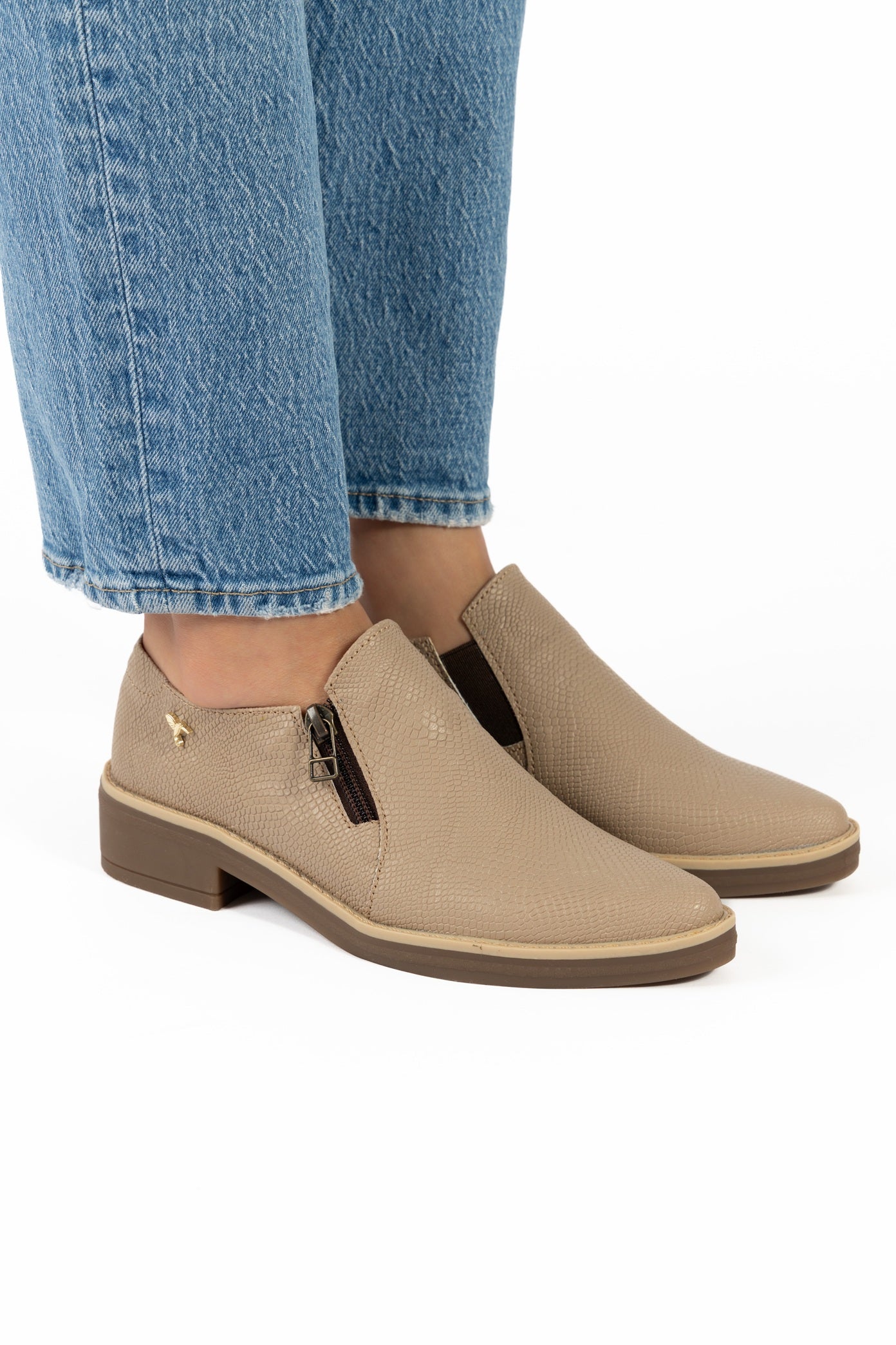 Mocasín con Zipper Lateral Ostion