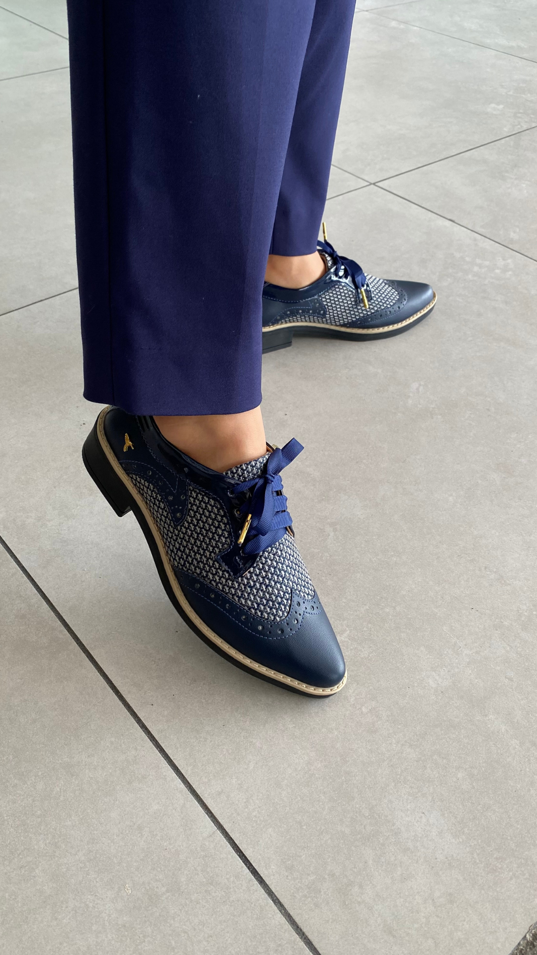 Oxford Classic Blue