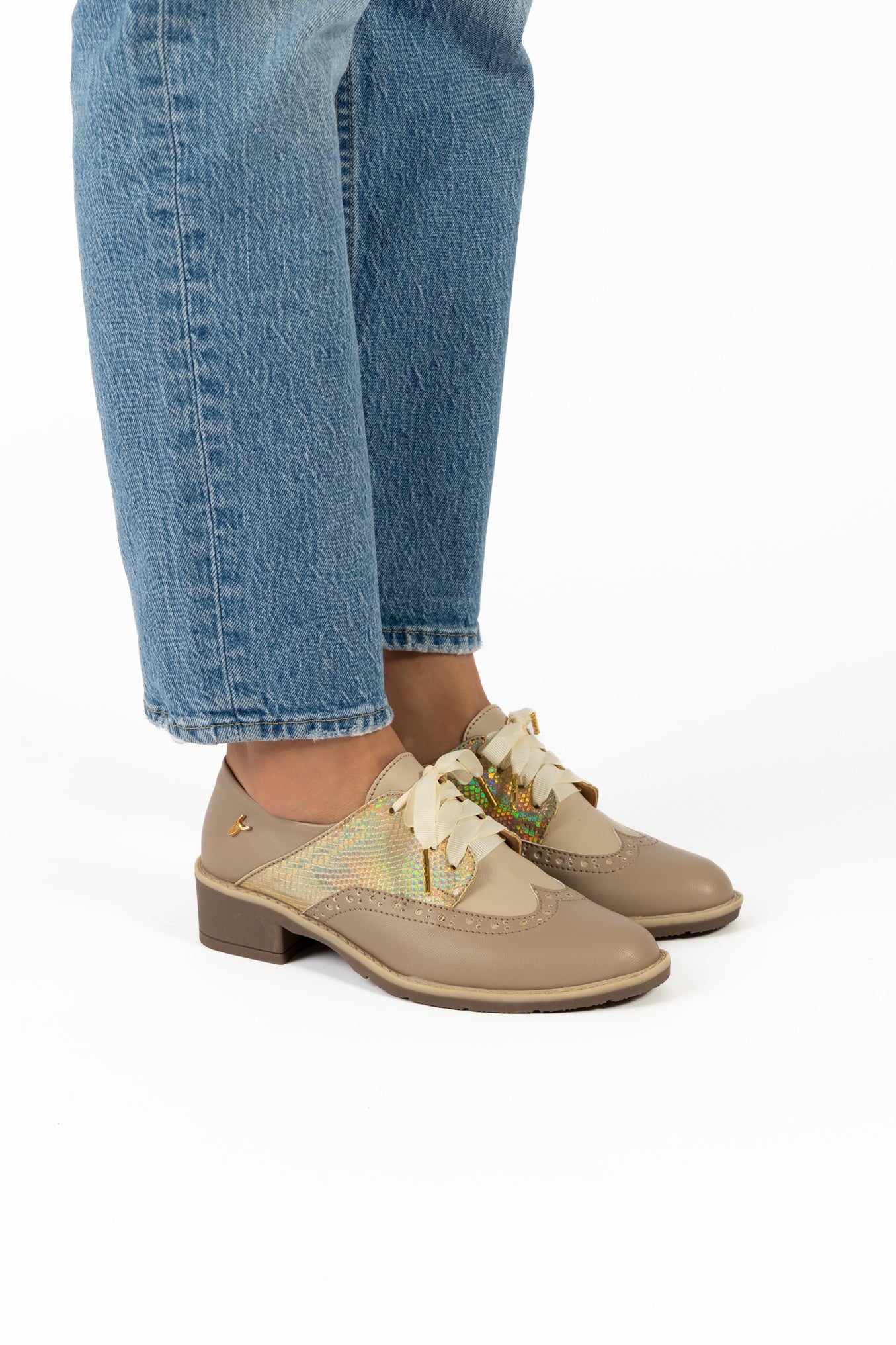 Derby Wingtip Punta Redonda Ostion