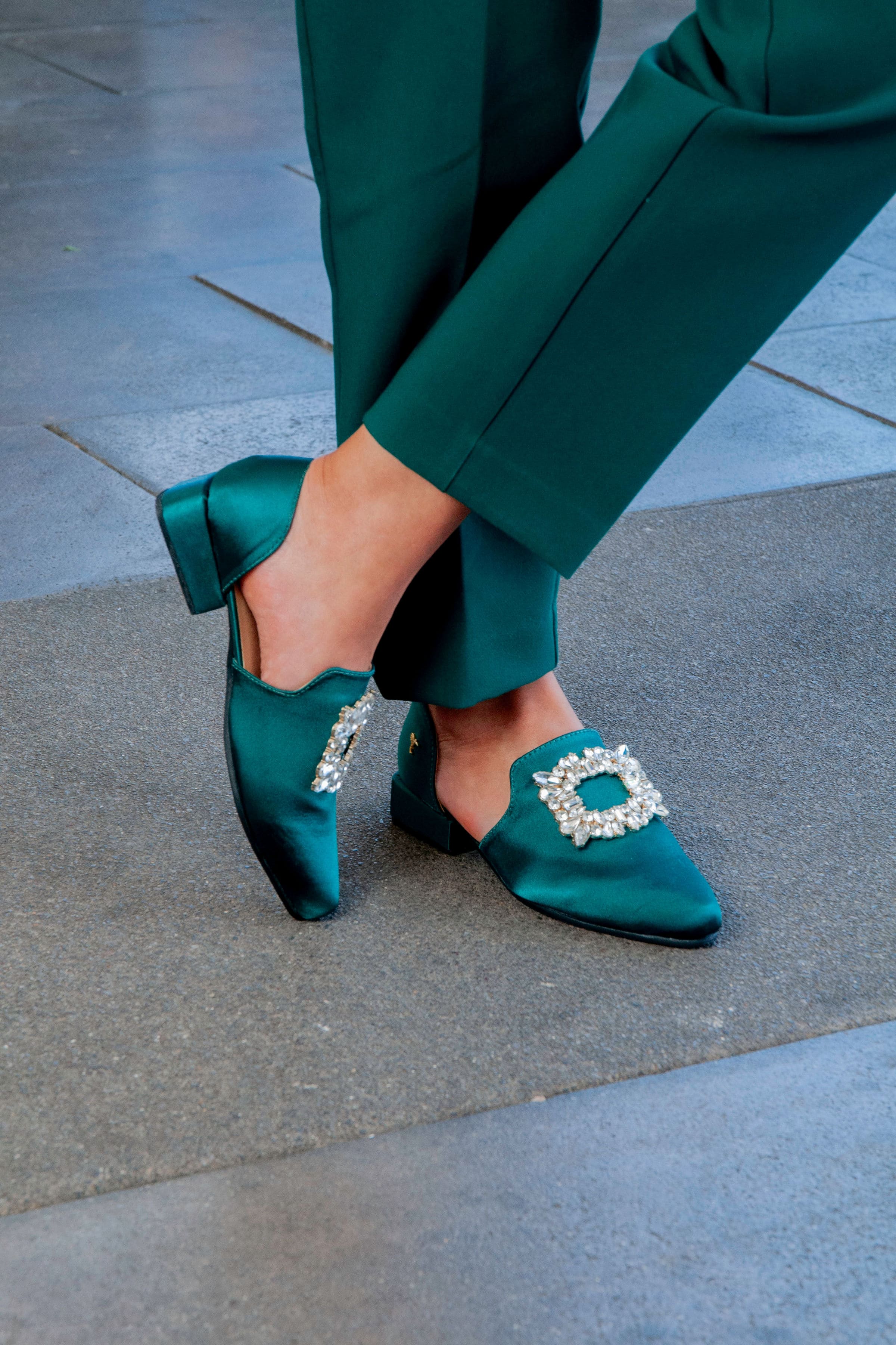 Mocasines para mujer hechos en Costa Rica. Diseño cómodo, elegante y versátil para uso diario con envío nacional e internacional.