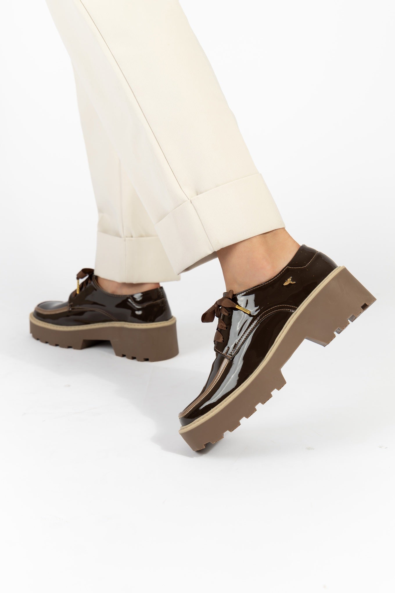 Square-Toe Classic Derby