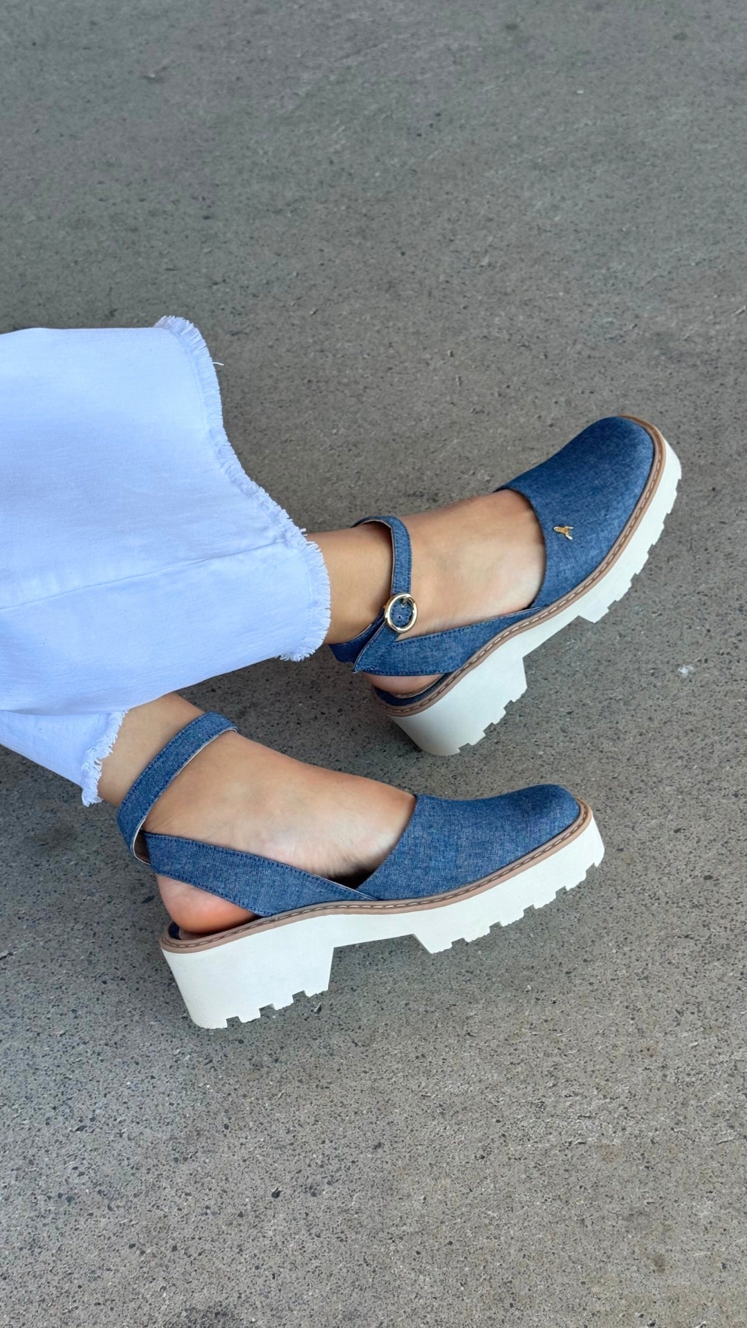 Sandalias para mujer diseñadas en Costa Rica. Estilos cómodos, modernos y versátiles con envío a todo Costa Rica e internacional.